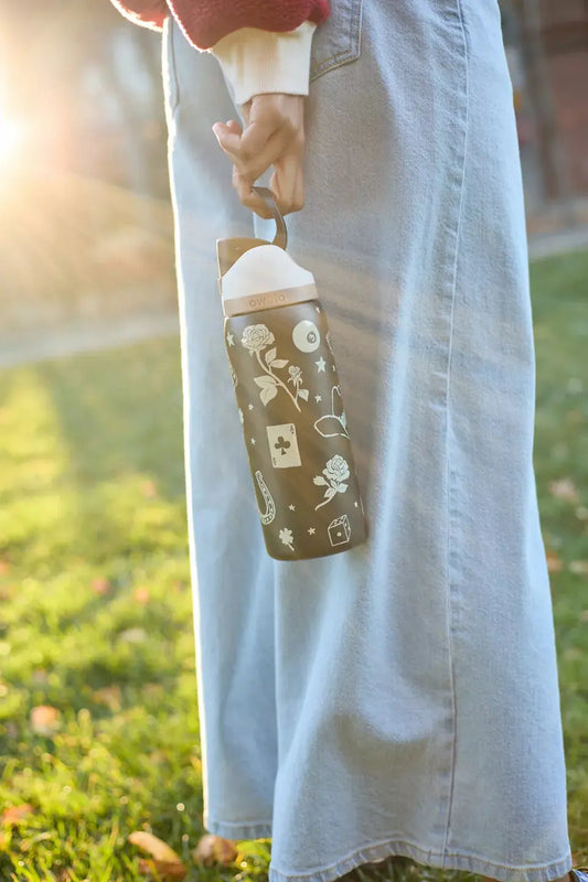 Owala UO Exclusive FreeSip 32 oz Water Bottle Ovvala